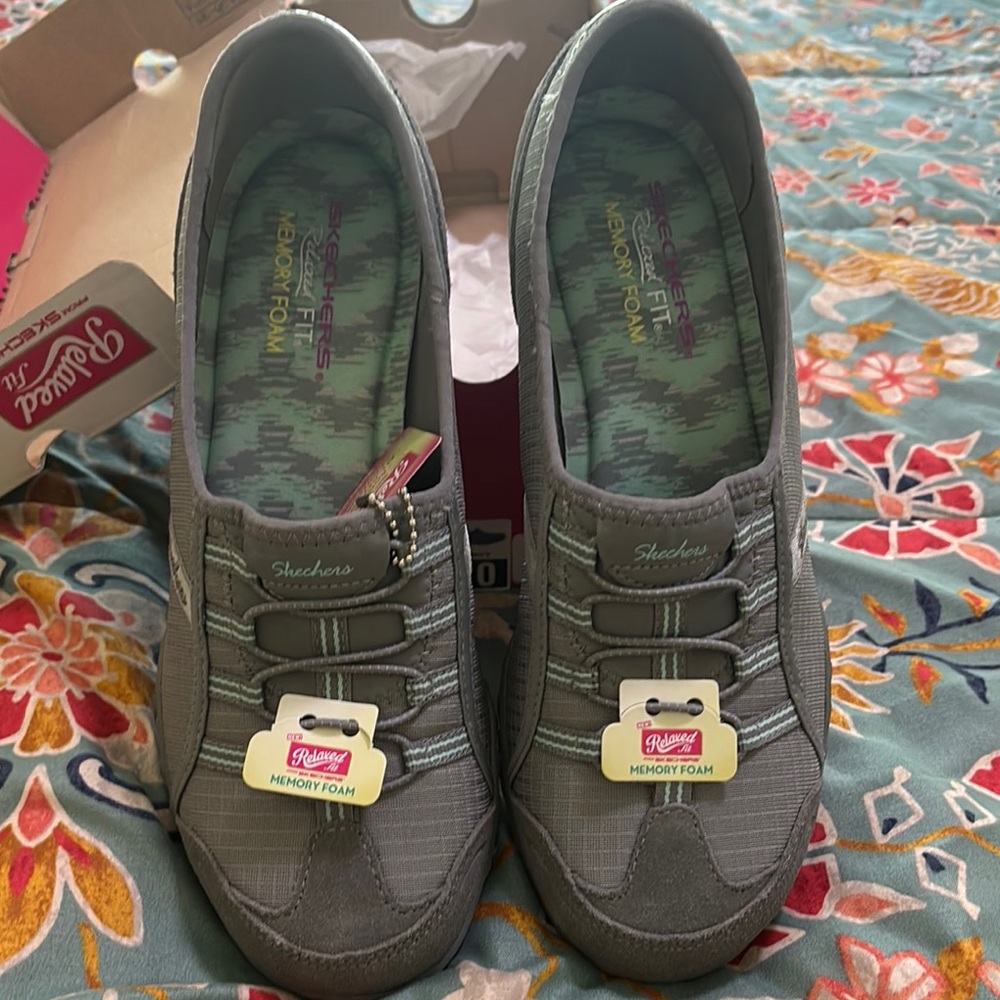 Skechers Women’s Gray Relaxed Fit Memory Foam Slip-On Sneakers